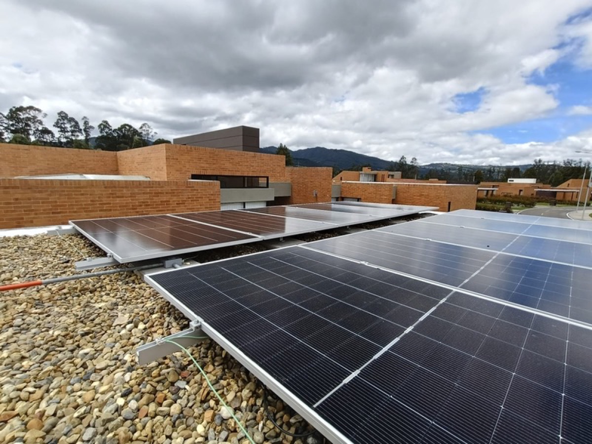 Instalación solar industrial de Voltiva en Casa Nugwi